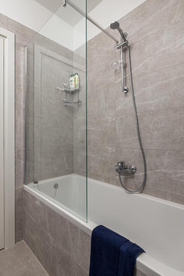 Apartman Flos Maris Риека Экстерьер фото